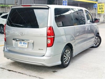 Hyundai H1 Deluxe 2.5 A/T ดีเซล ปี 2019 รูปที่ 3